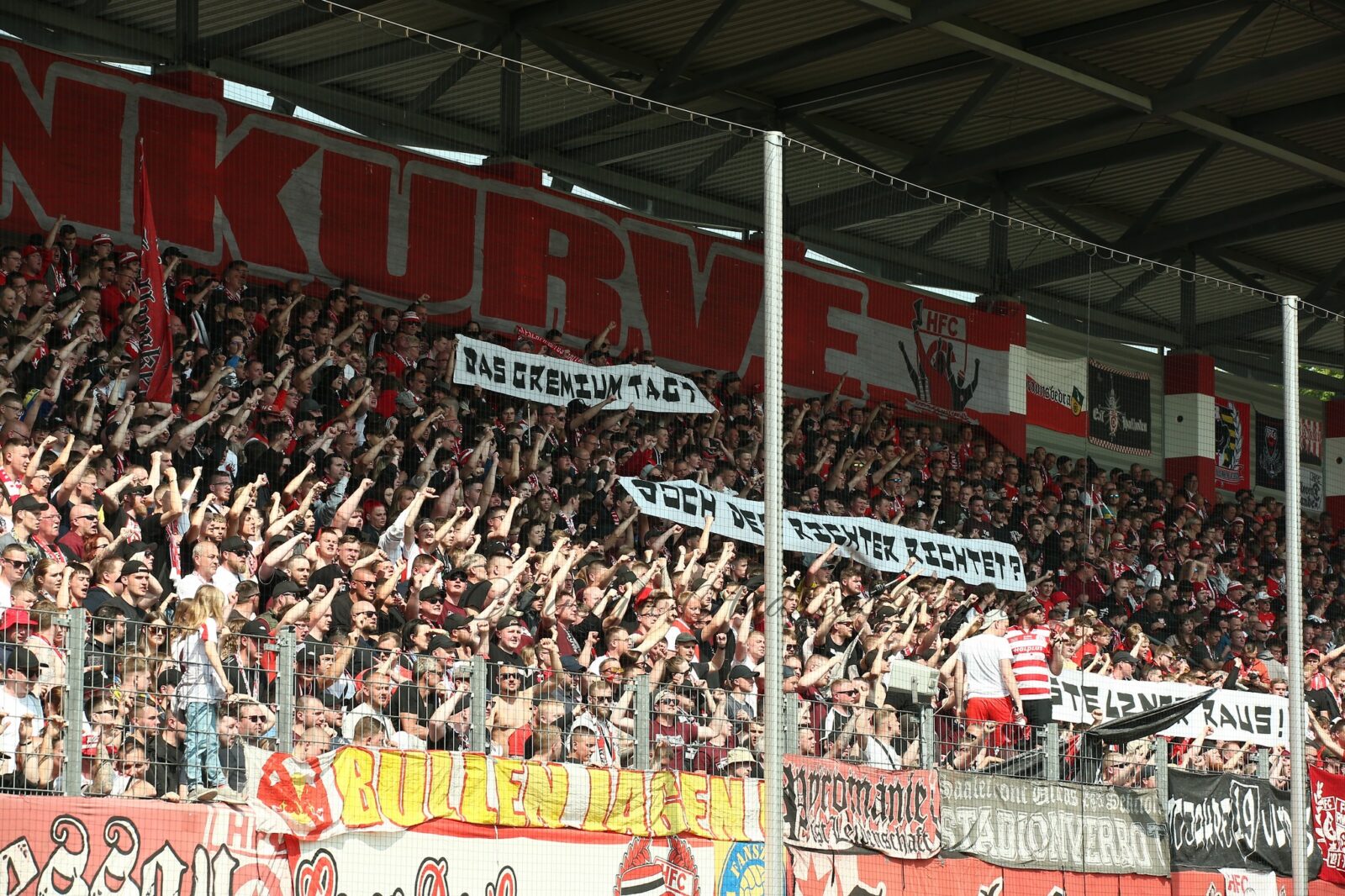 Hallescher FC – Rot-Weiss Essen 2-0 (8)