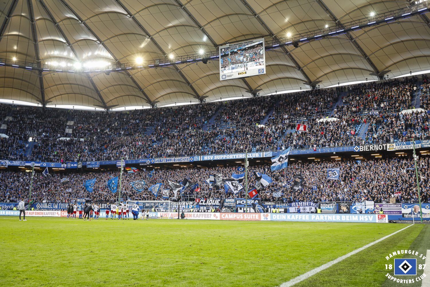 Hamburger SV – SSV Jahn Regensburg 3-1 (24)