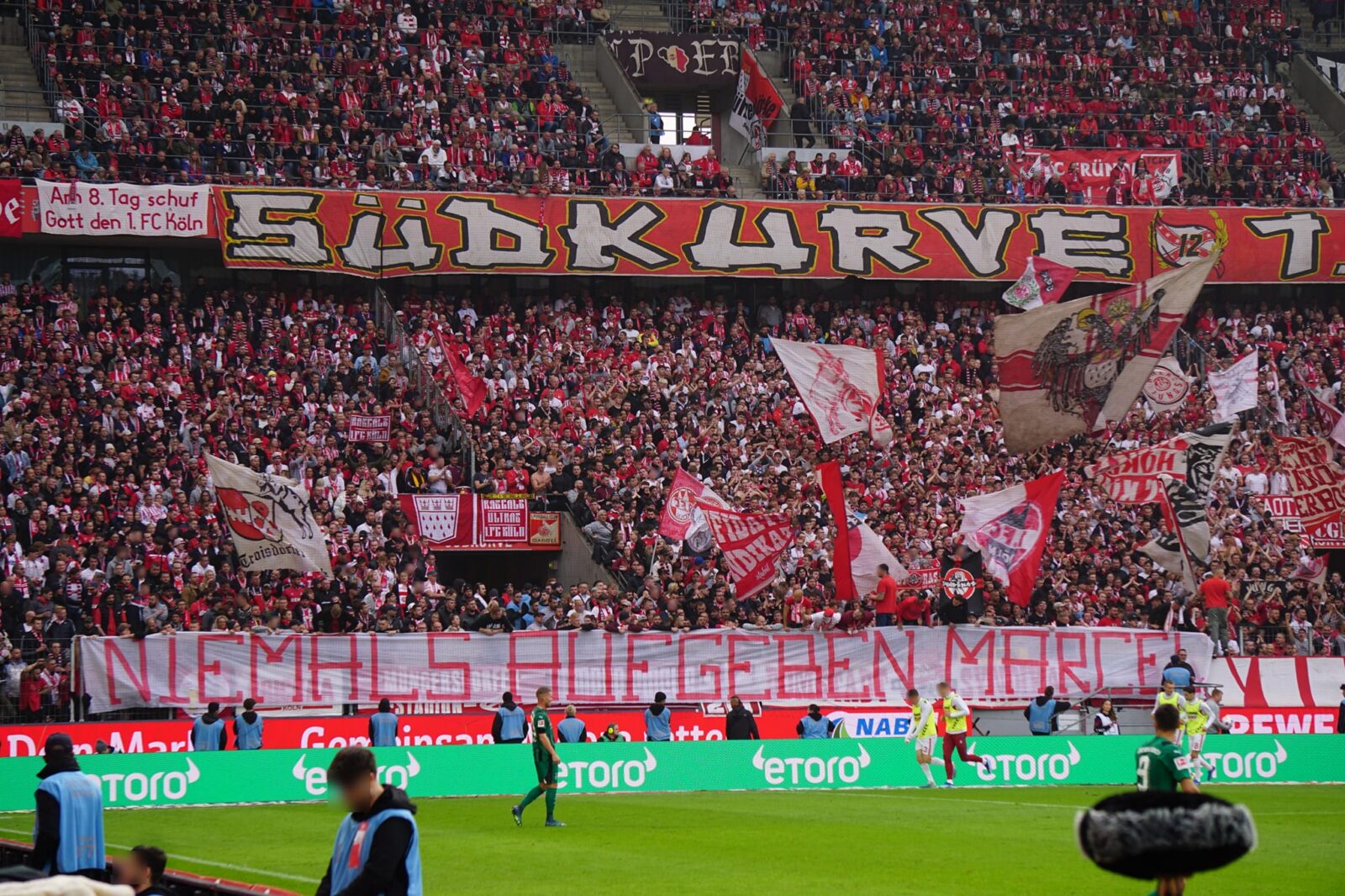 1. FC Köln – Borussia Mönchengladbach 3-1 (11)