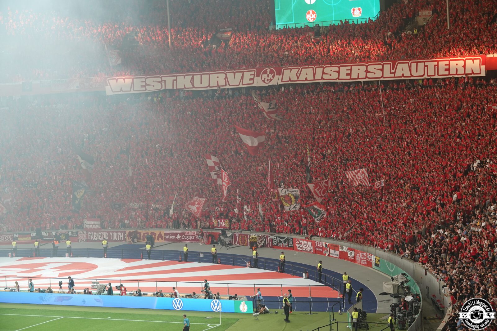 1. FC Kaiserslautern – Bayer 04 Leverkusen 0-1 (42)