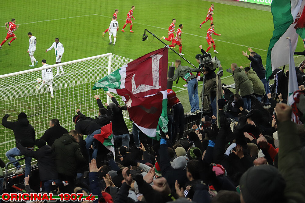FC Augsburg – Borussia Mönchengladbach 1-0 (8)