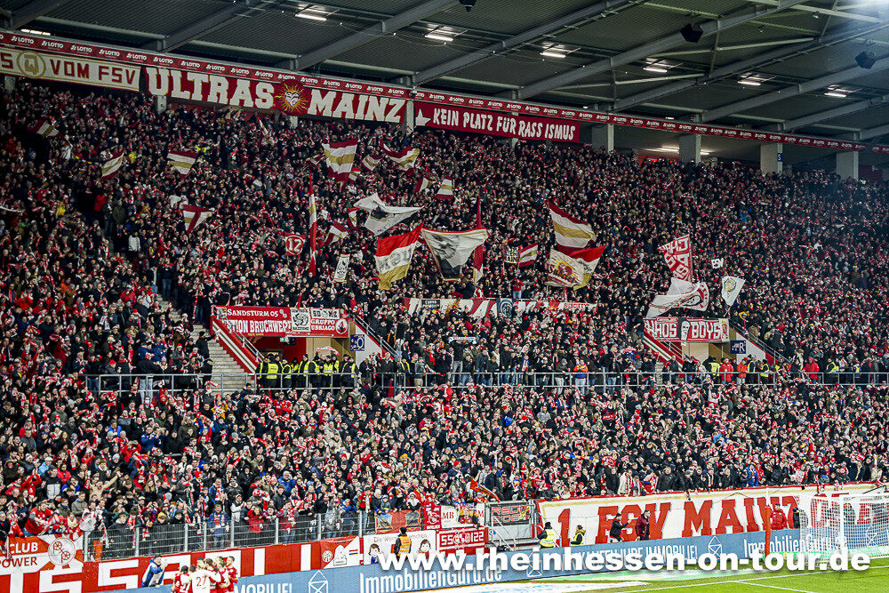 1. FSV Mainz 05 – Borussia Mönchengladbach 4-0 (18)