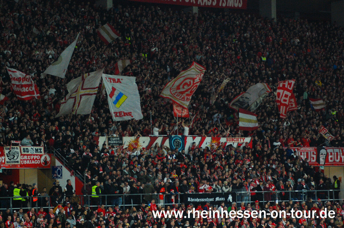 1. FSV Mainz 05 – Eintracht Frankfurt 1-1 (10)