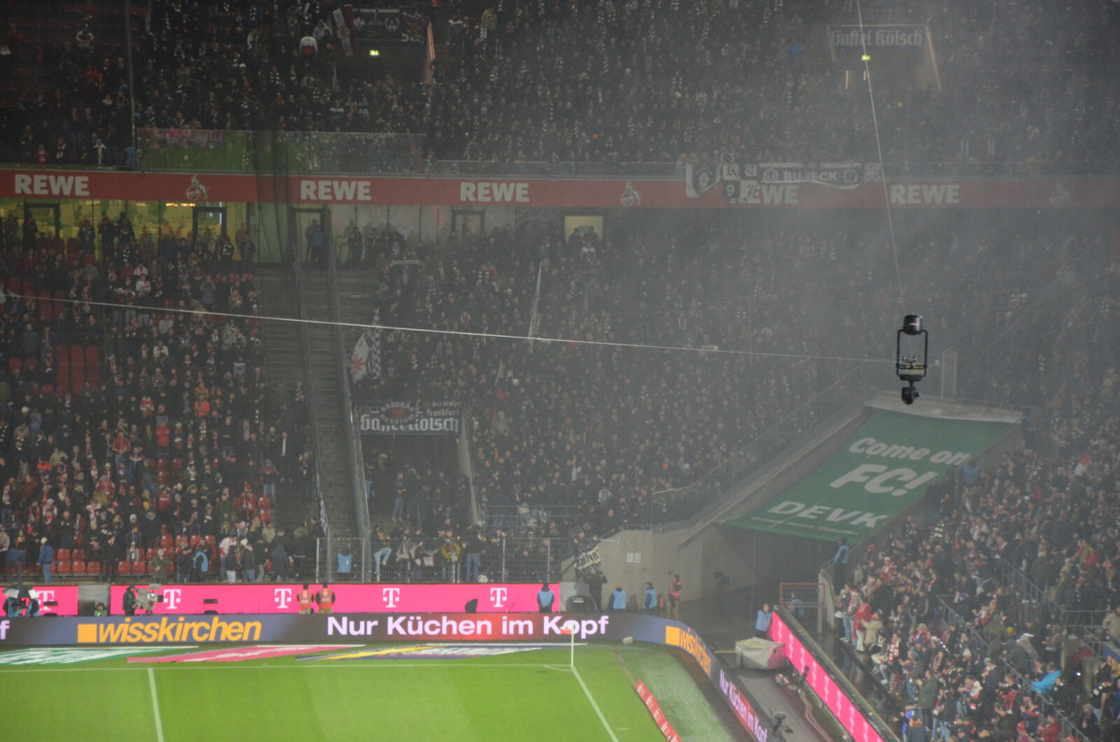 1. FC Köln – Eintracht Frankfurt 2-0 (8)