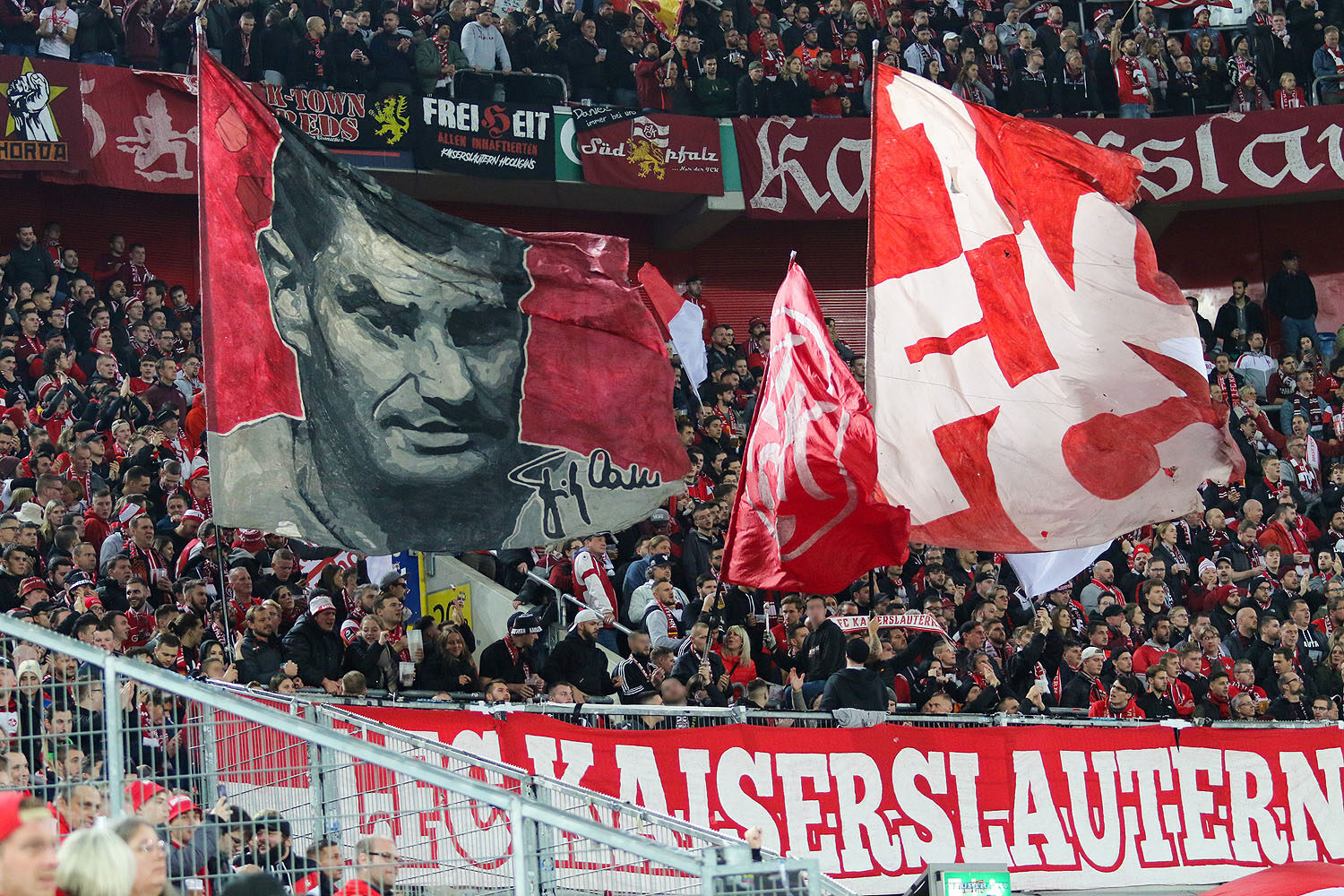 Fortuna Düsseldorf – 1. FC Kaiserslautern 1-2 (2)