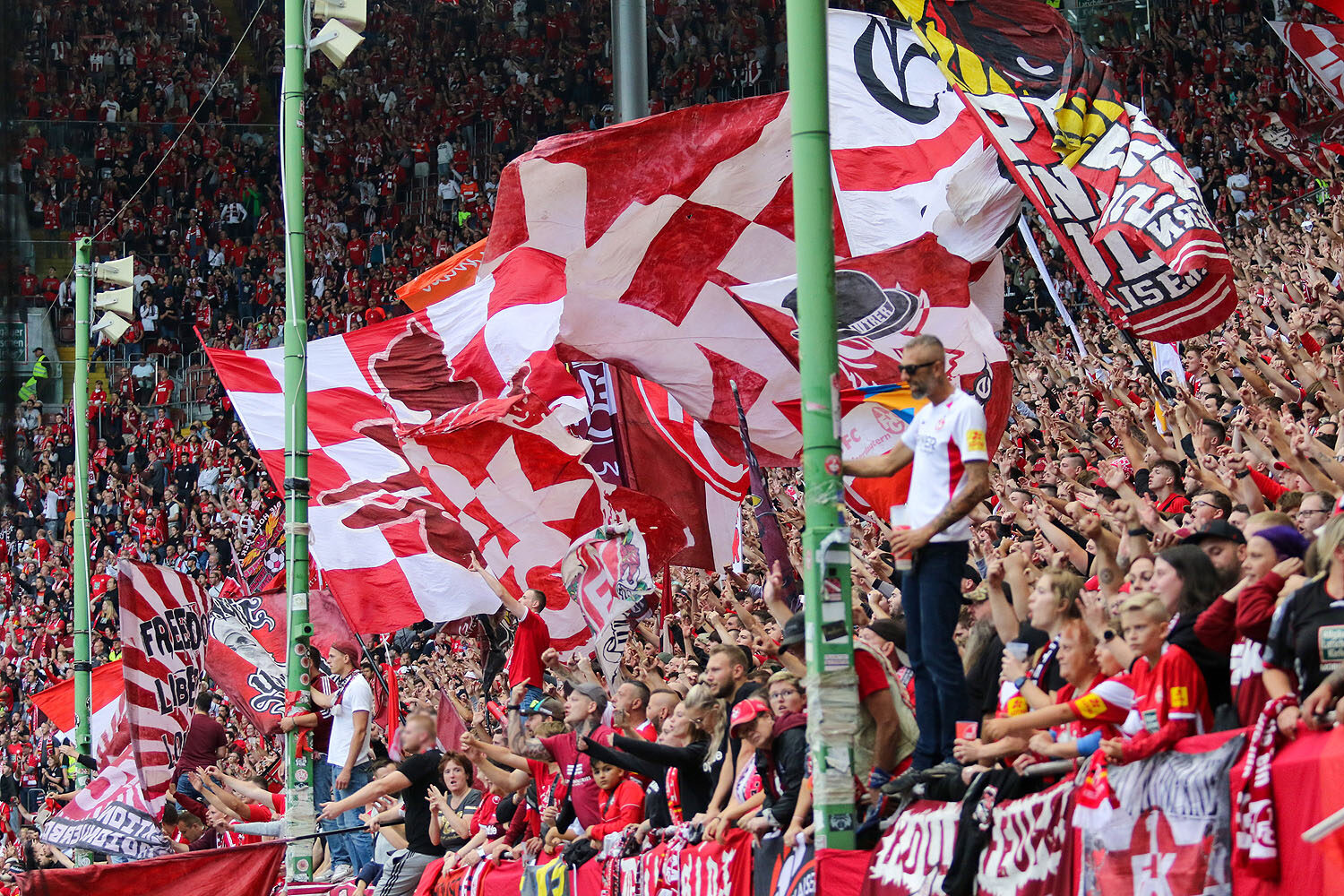 1. FC Kaiserslautern – SV Darmstadt 98 3-3 (6)
