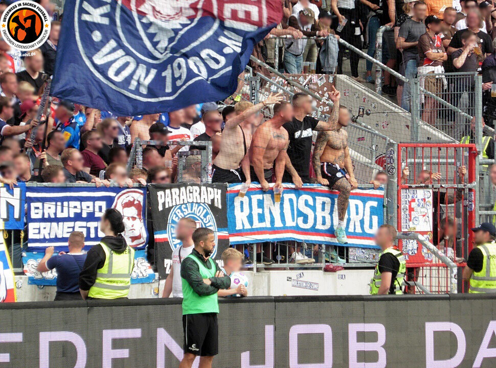 FC St. Pauli – Holstein Kiel 5-1 (10)
