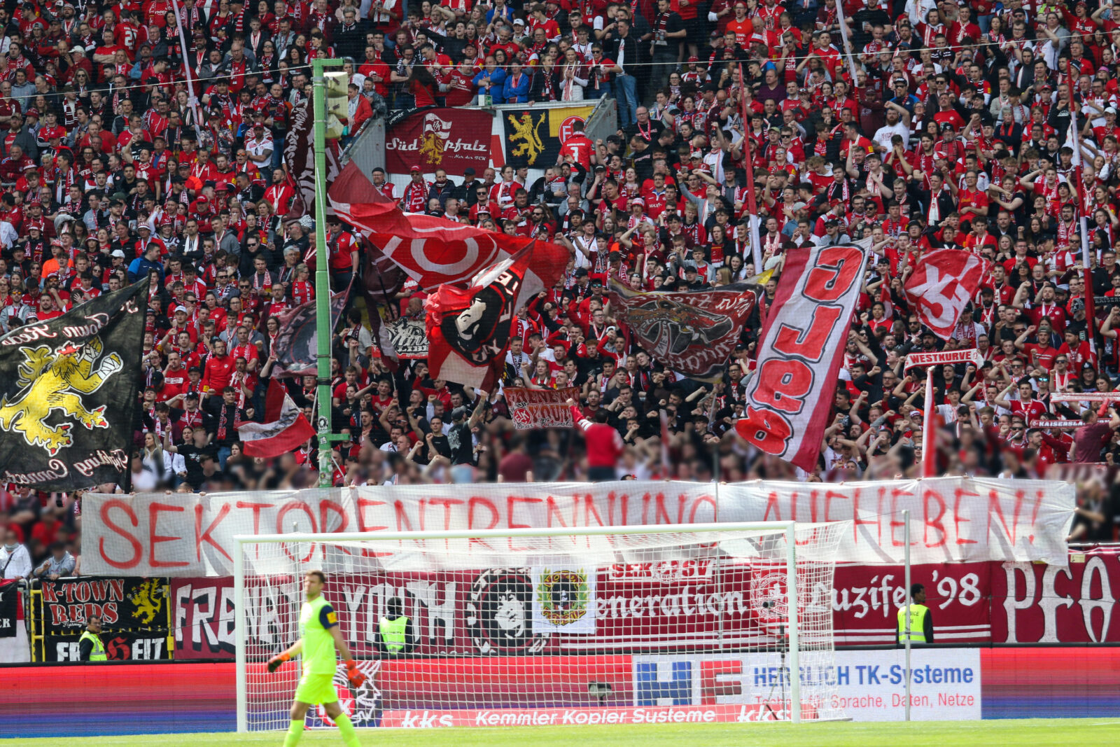 1. FC Kaiserslautern – DSC Arminia Bielefeld 1-2 (15)