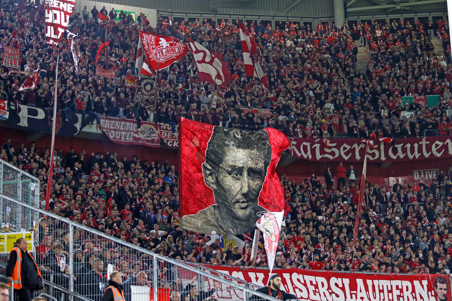 Fortuna Düsseldorf – 1. FC Kaiserslautern 4-3 (2)