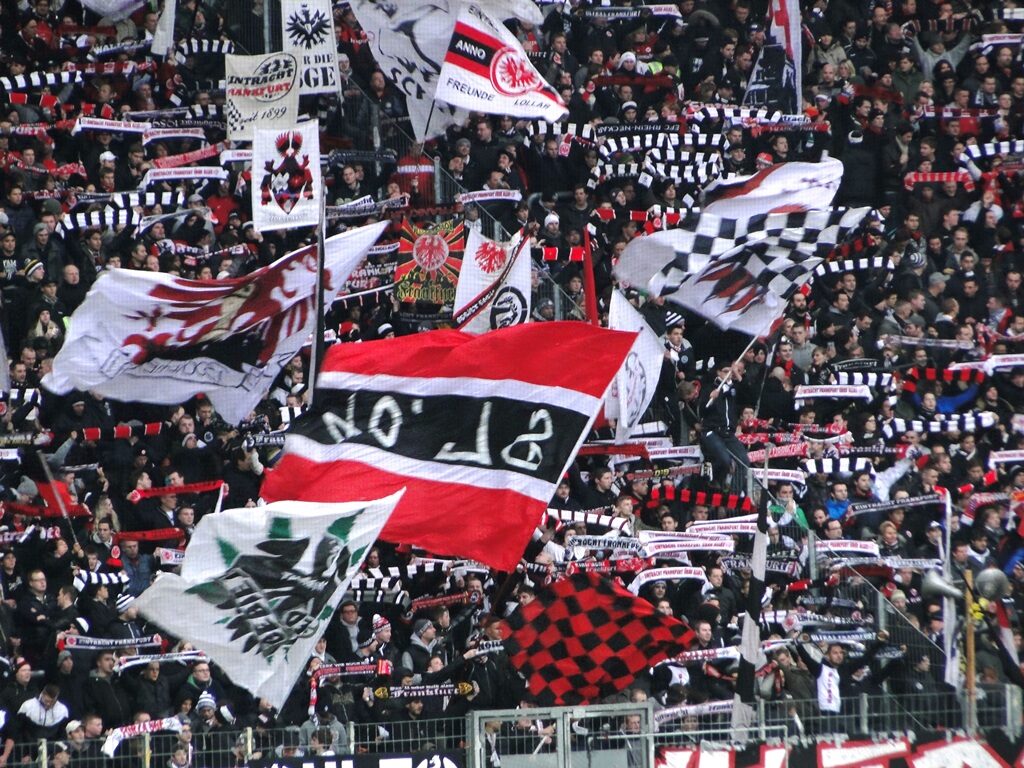 Eintracht Frankfurt vs FC Augsburg (4-2) (13)