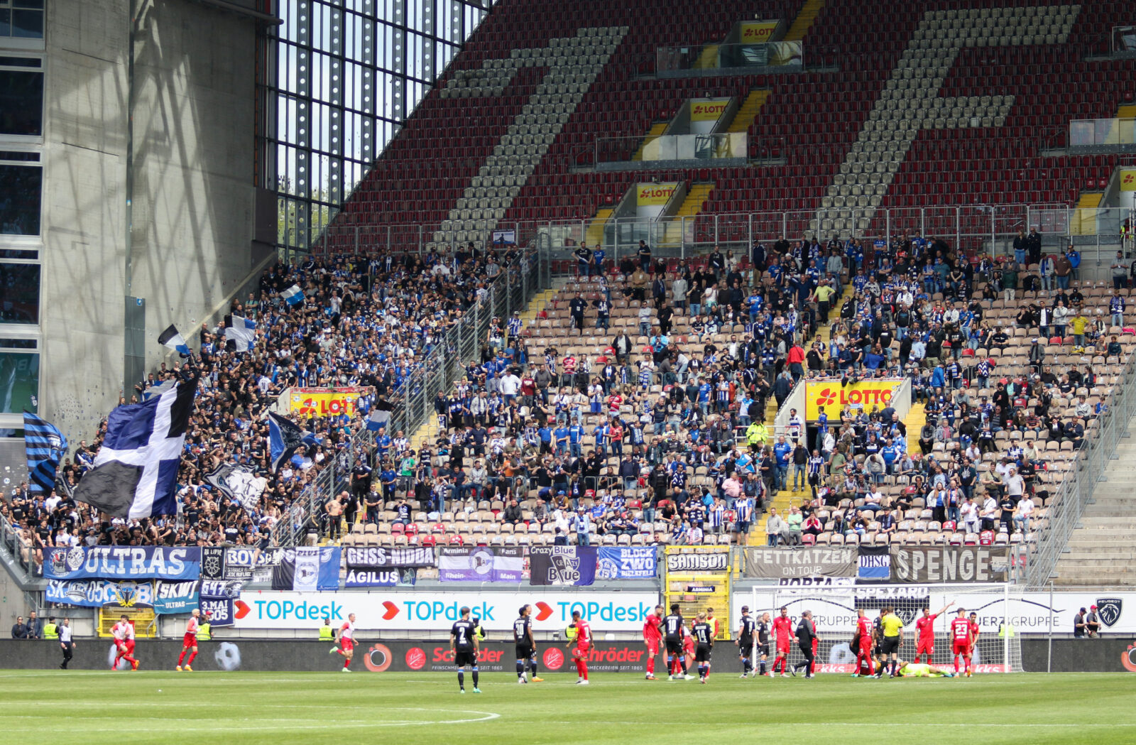 1. FC Kaiserslautern – DSC Arminia Bielefeld 1-2 (1)