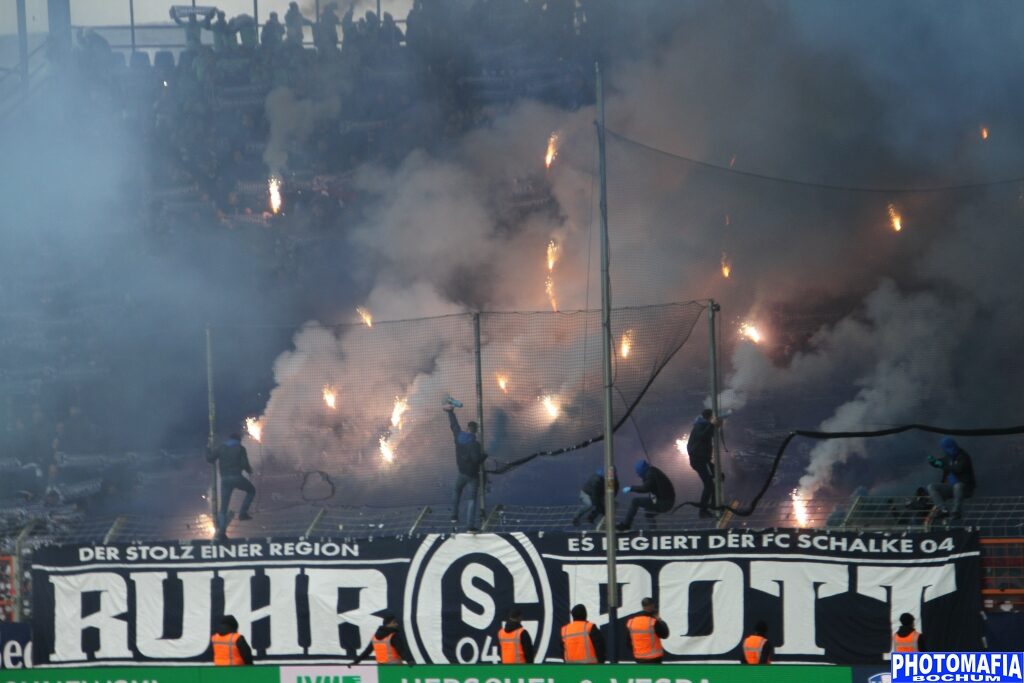 VfL Bochum – FC Schalke 04 0-2 (9)