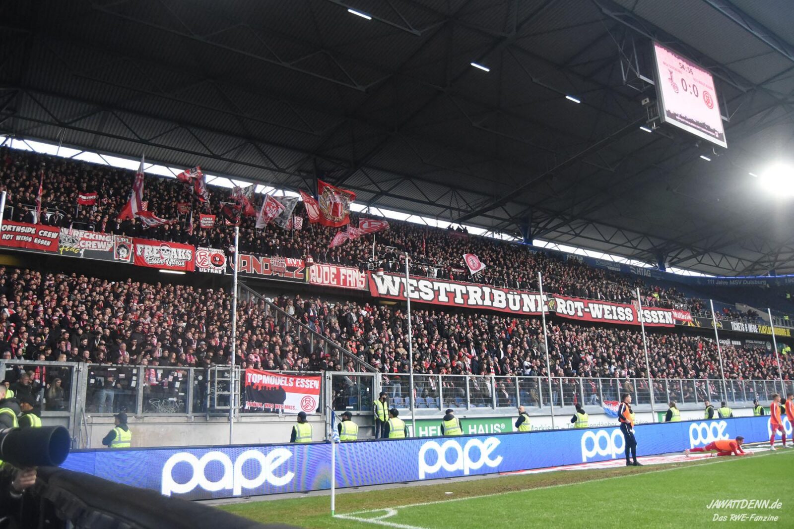 MSV Duisburg – Rot-Weiss Essen 1-2 (6)