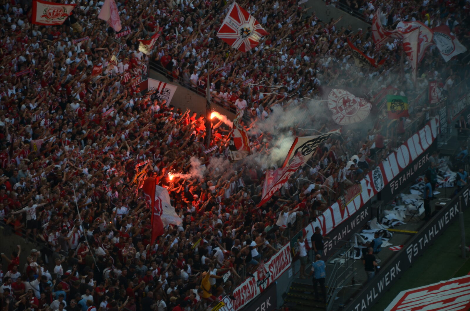 1. FC Köln – FC Schalke 04 3-1 (16)