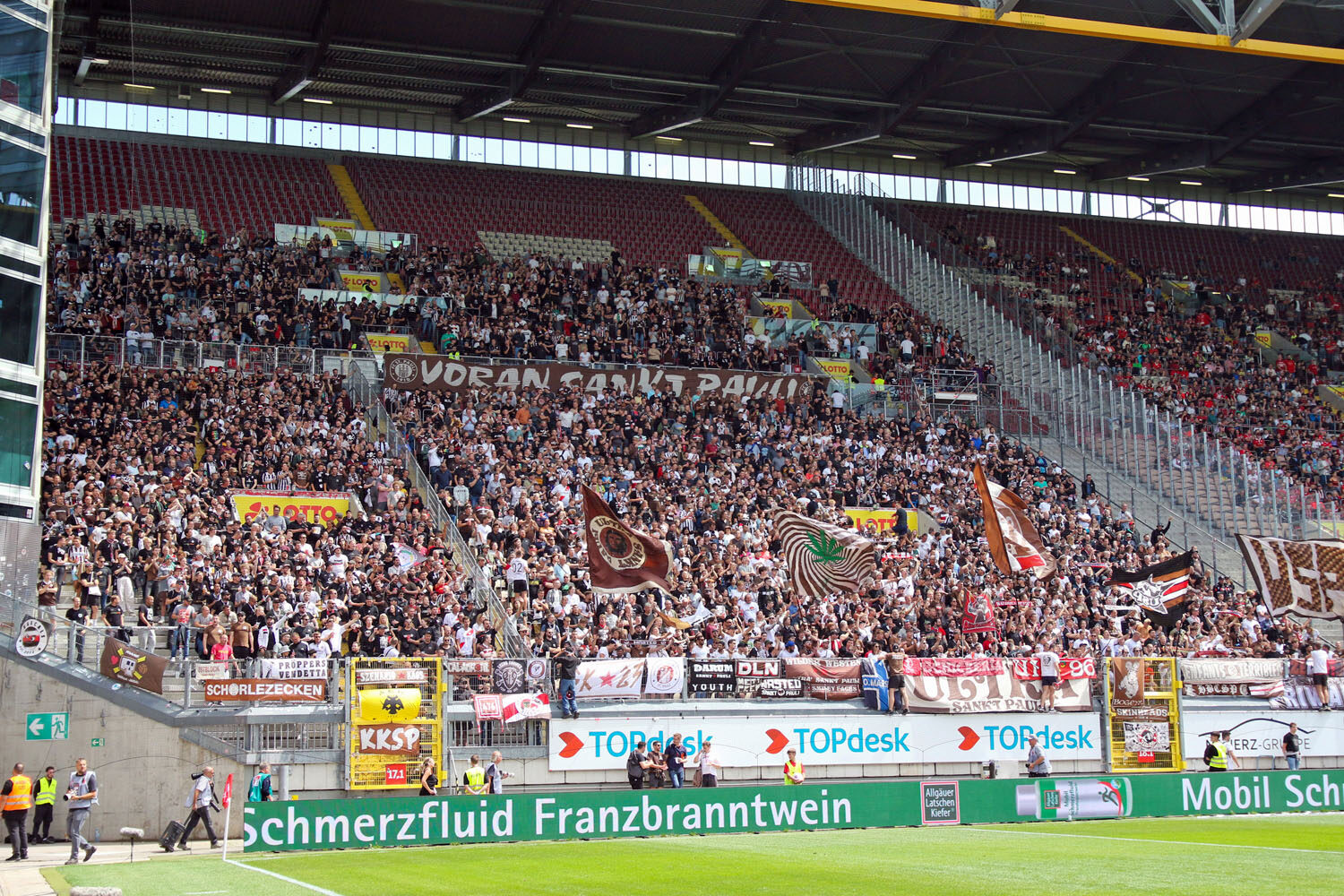 1. FC Kaiserslautern – FC St. Pauli 1-2 (3)