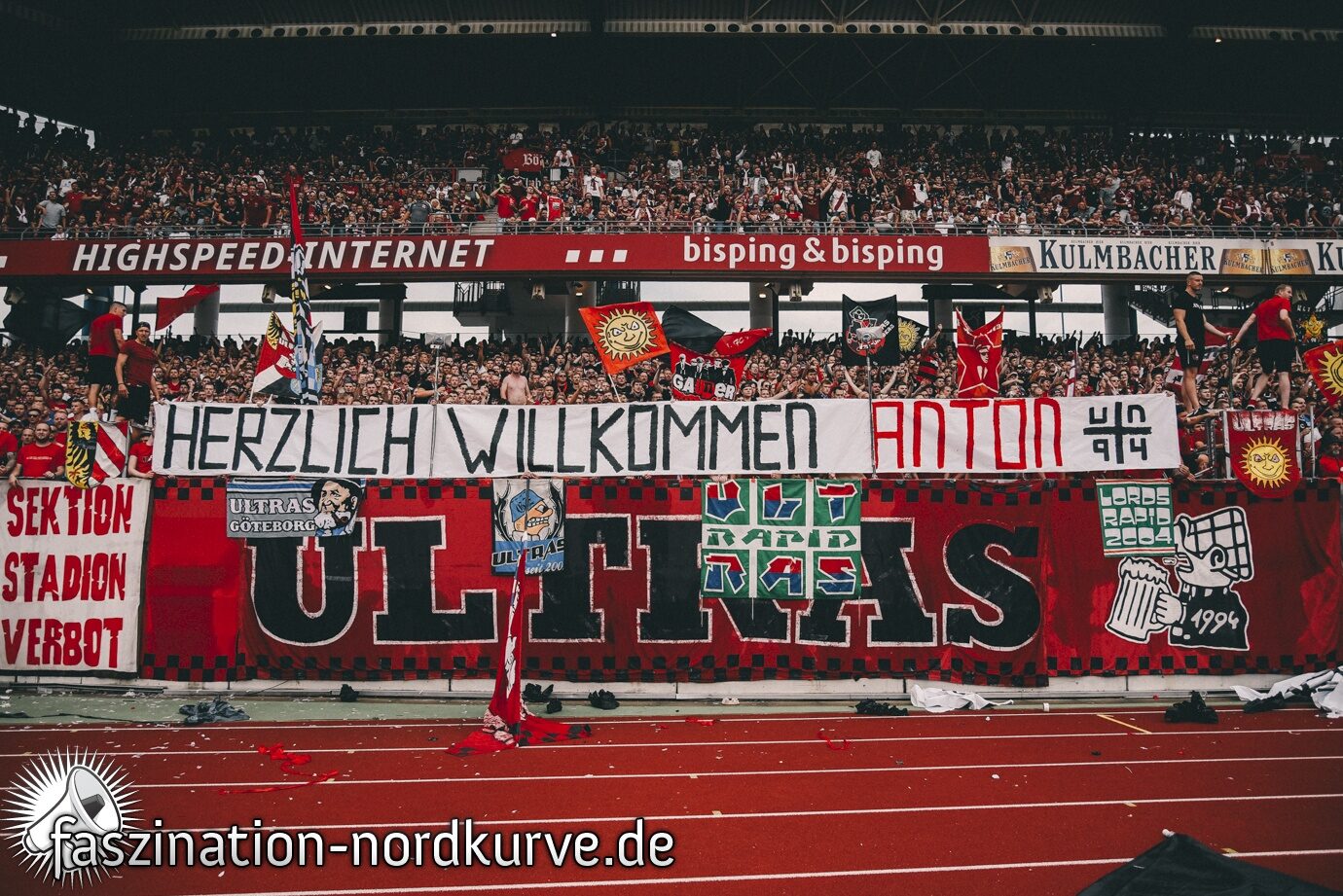 1. FC Nürnberg – SpVgg Fürth 2-0 (58)