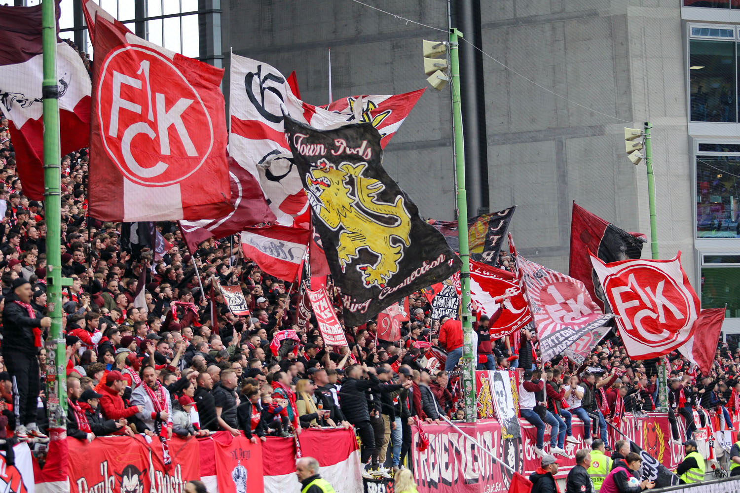 1. FC Kaiserslautern – VfL Osnabrück 3-2 (9)