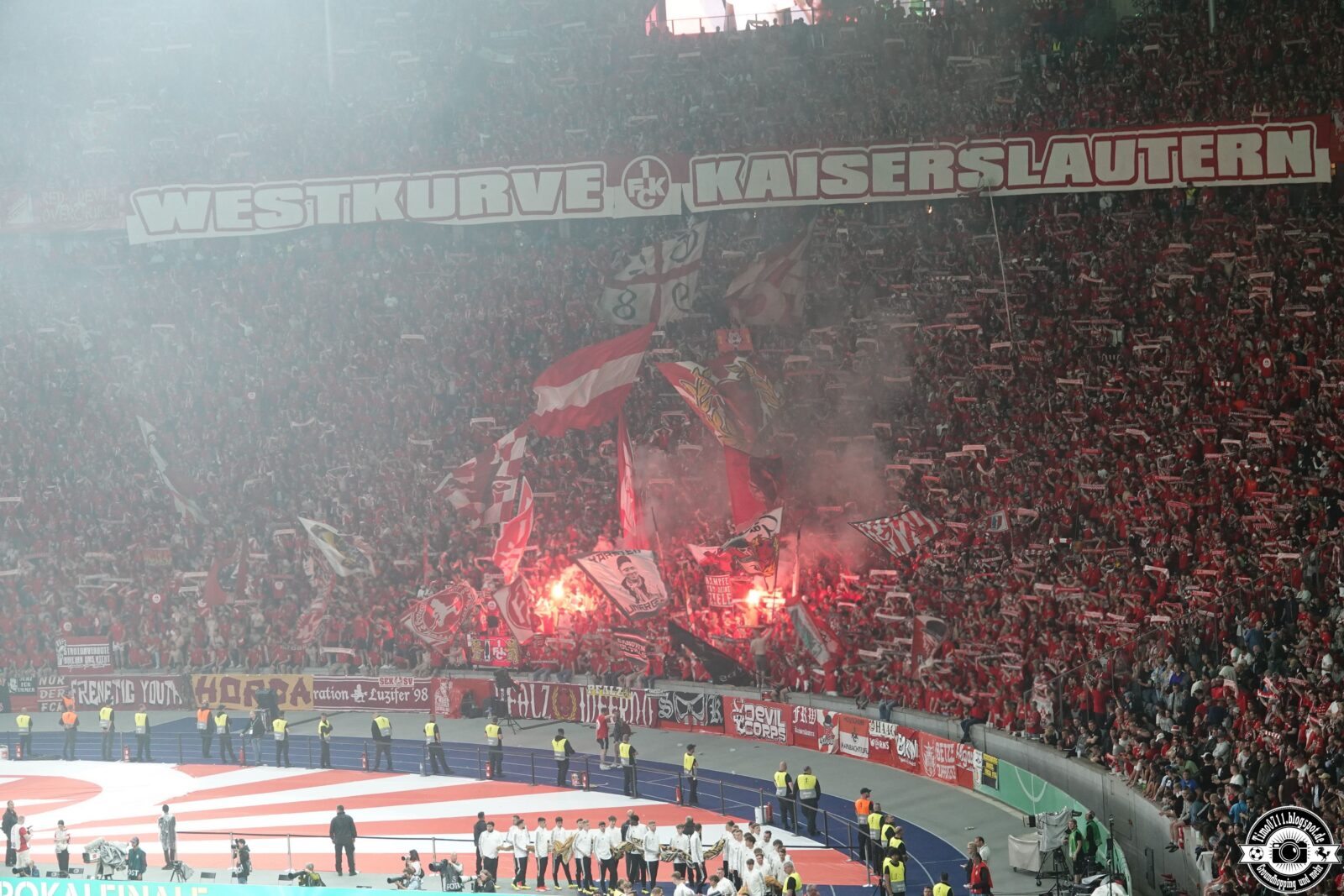 1. FC Kaiserslautern – Bayer 04 Leverkusen 0-1 (71)
