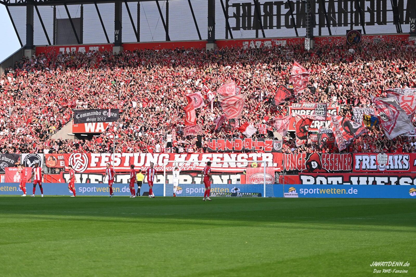 Rot-Weiss Essen – TSV 1860 München 0-1 (10)