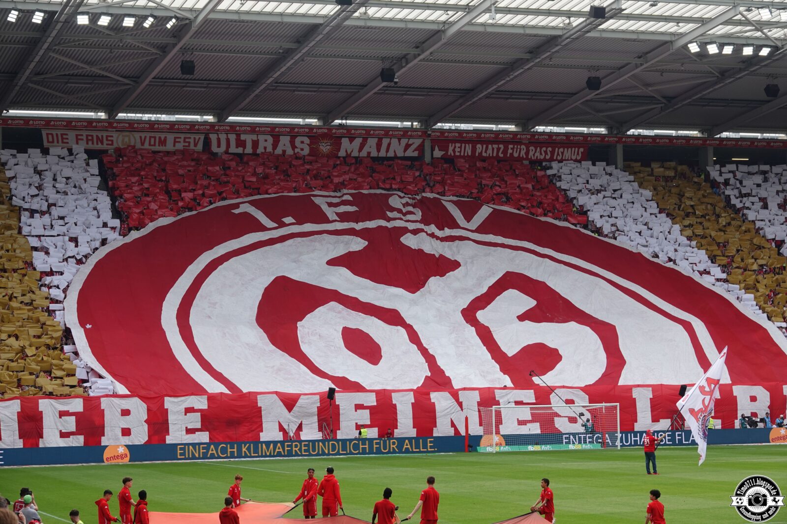 1. FSV Mainz 05 – VfB Stuttgart 1-4 (16)