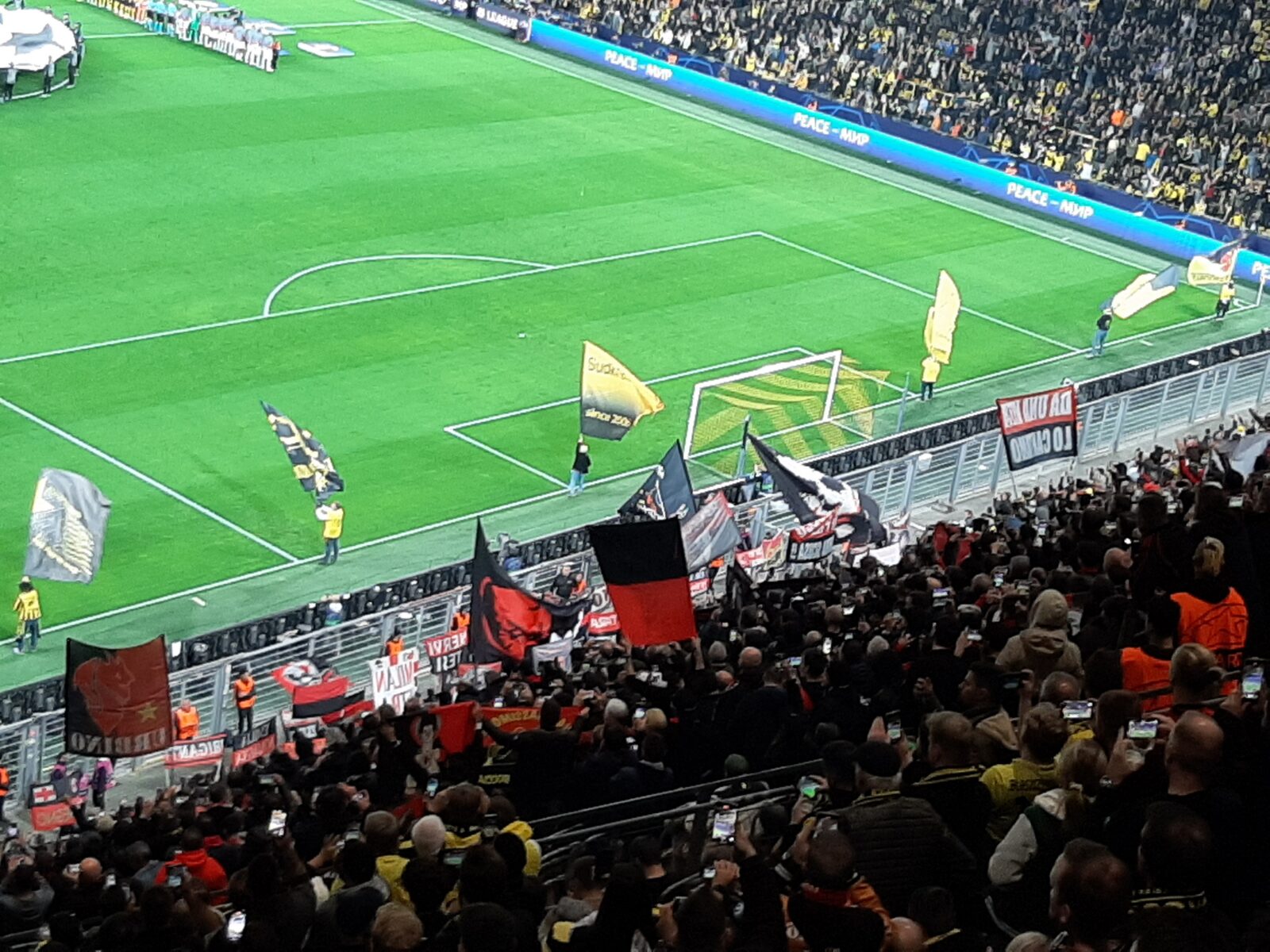 Borussia Dortmund – AC Mailand 0-0 (6)