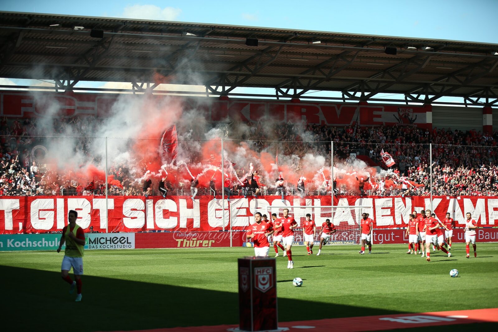 Hallescher FC – SpVgg Unterhaching 0-1 (8)
