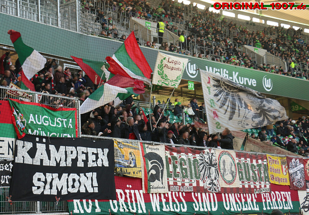 VfL Wolfsburg vs FC Augsburg (1-2) (7)