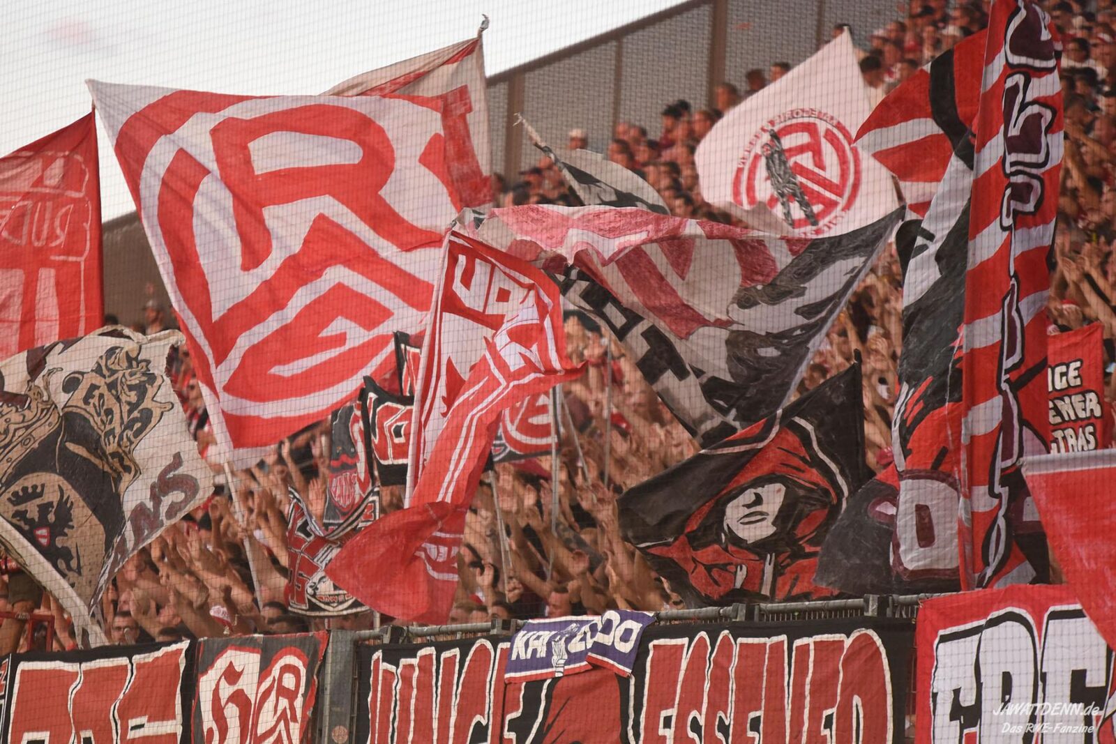 Rot-Weiss Essen – FC Erzgebirge Aue 2-1 (9)