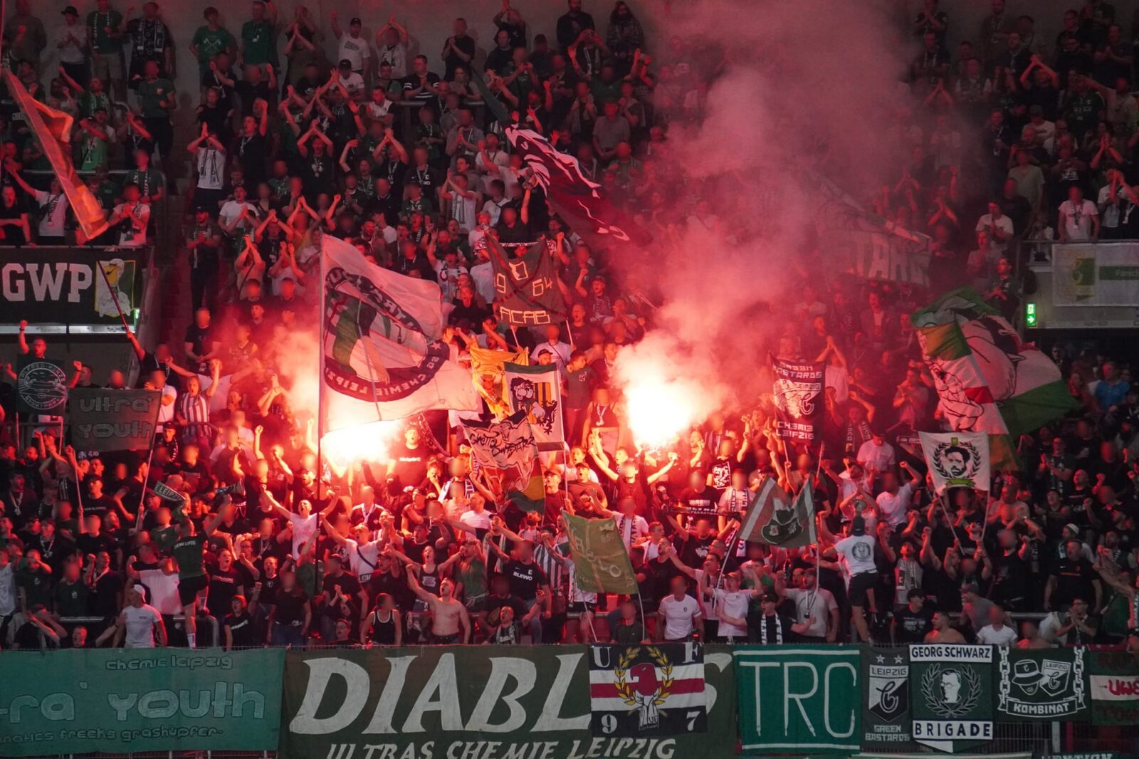 FC Rot-Weiß Erfurt – BSG Chemie Leipzig 4-2