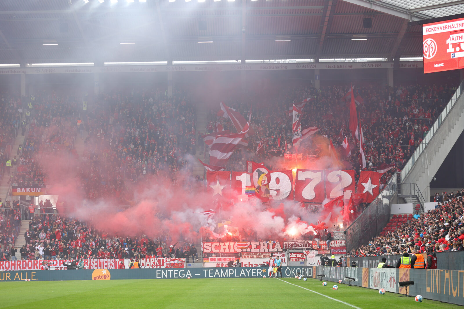 1. FSV Mainz 05 – FC Bayern München 3-1 (14)