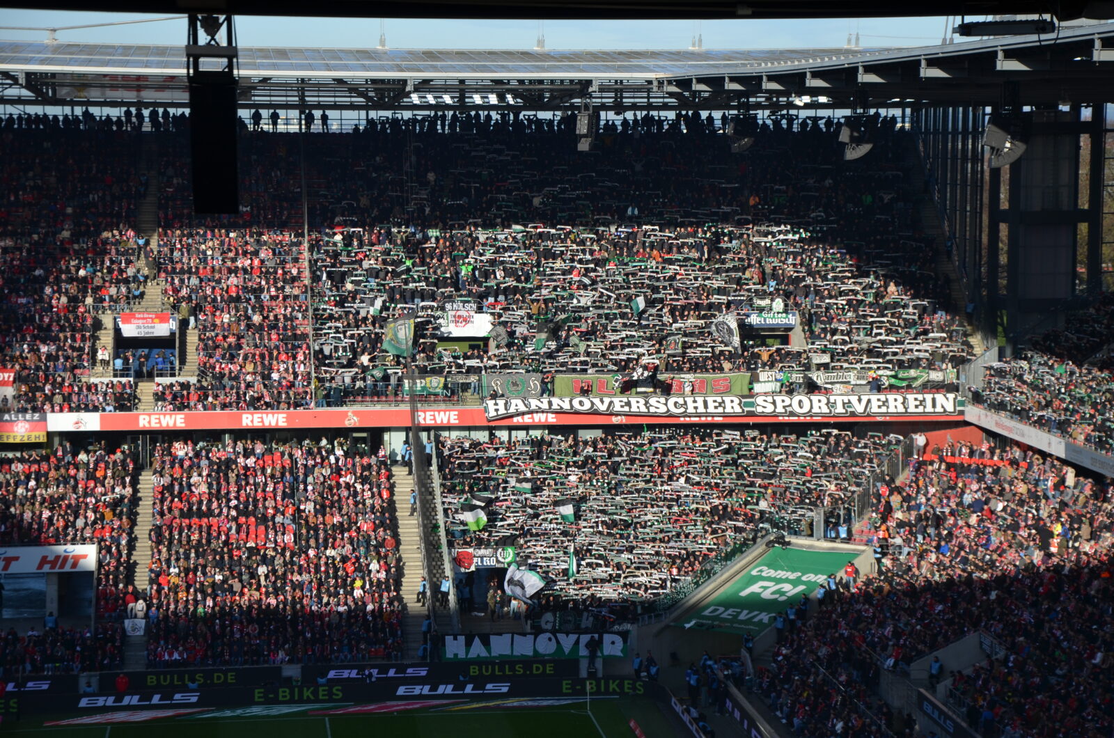 1. FC Köln – Hannover 96 2-2 (16)