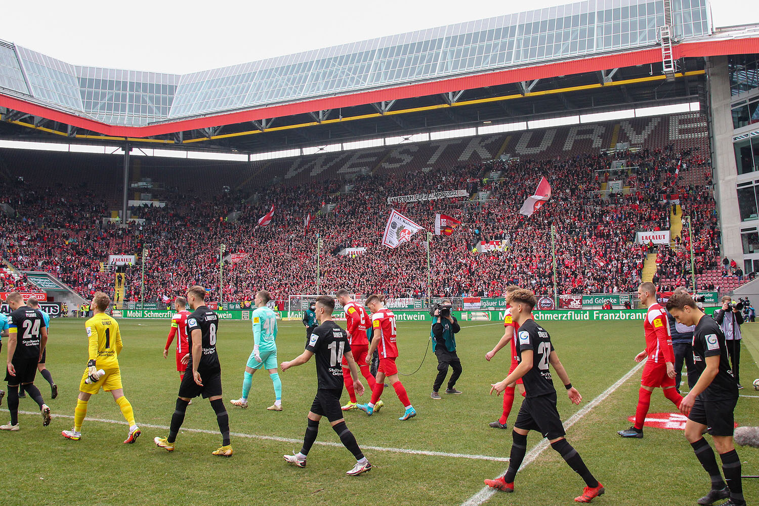 1. FC Kaiserslautern – TSV Havelse 3-0 (18)