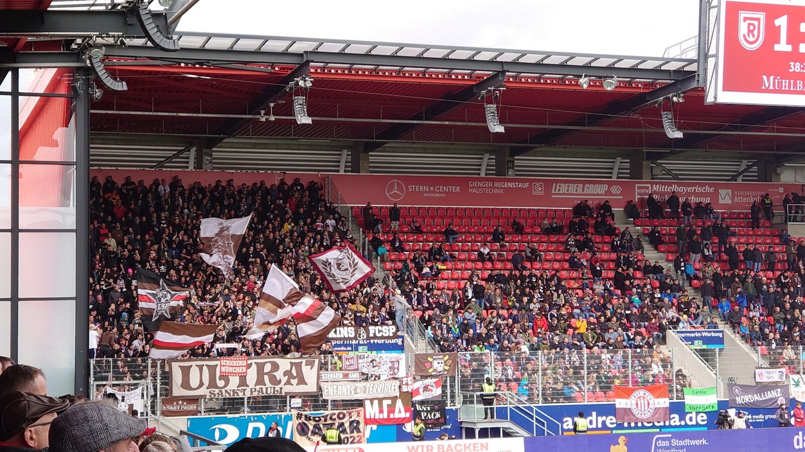 SSV Jahn Regensburg – FC St. Pauli 2-0 (2)