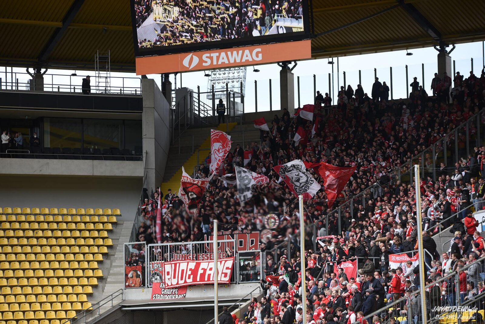 TSV Alemannia Aachen – Rot-Weiss Essen 1-1 (11)