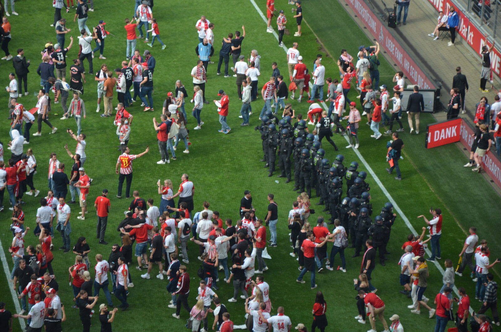 1. FC Köln – VfL Wolfsburg 0-1 (23)