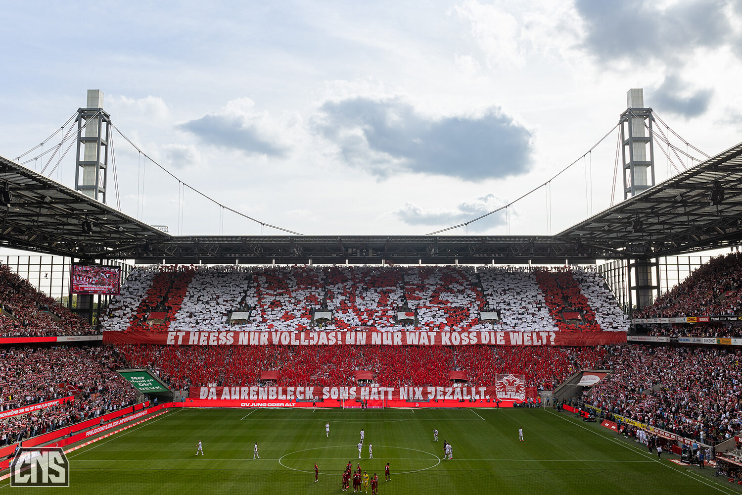 1. FC Köln – VfB Stuttgart 0-2 (48)