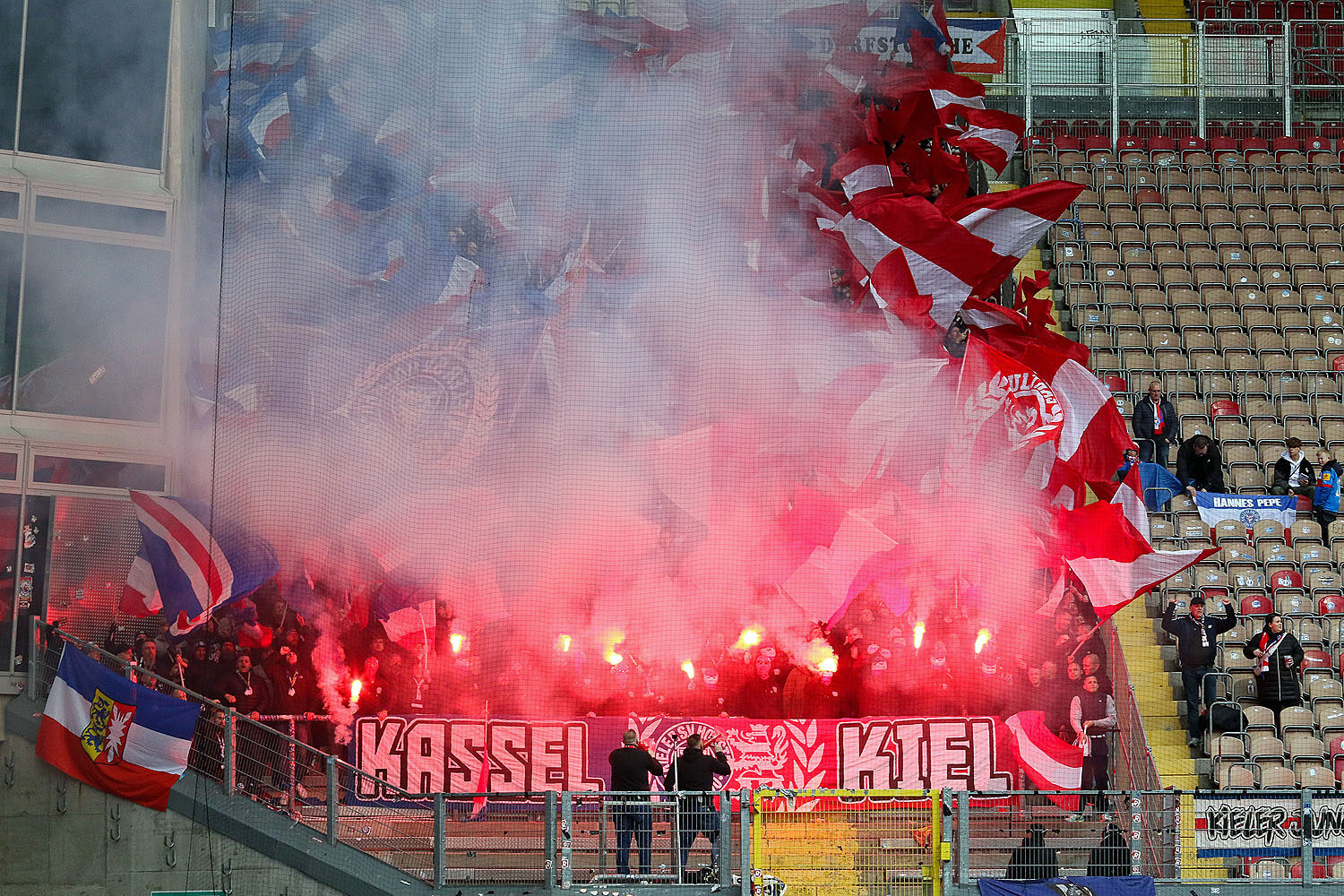 1. FC Kaiserslautern – Holstein Kiel 2-1 (1)