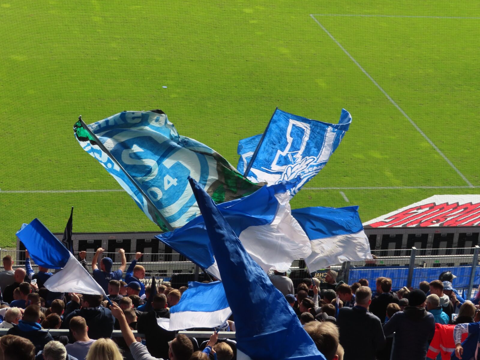 Karlsruher SC – FC Schalke 04 3-0 (17)