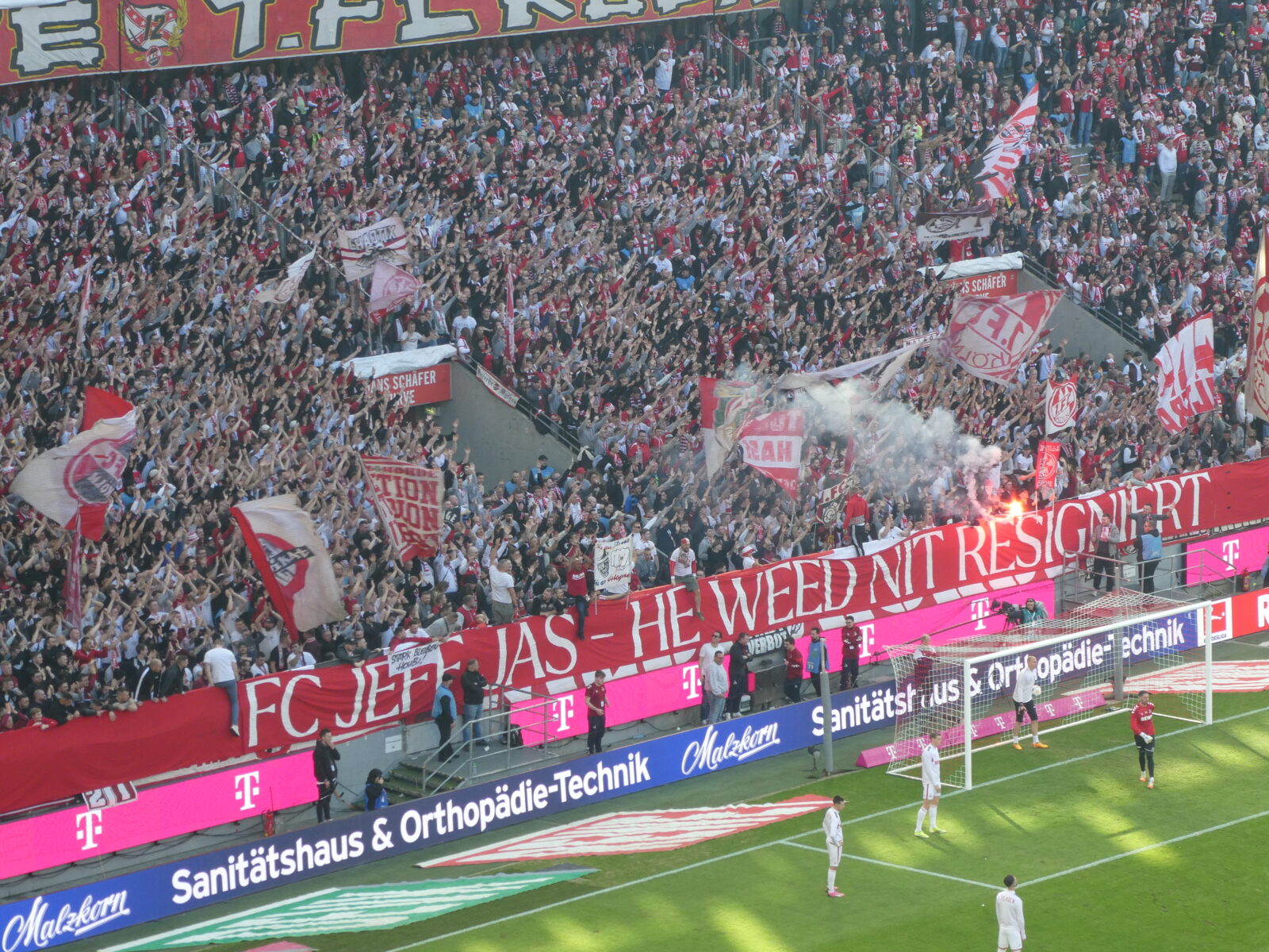1. FC Köln – Bayer 04 Leverkusen 0-2 (39)