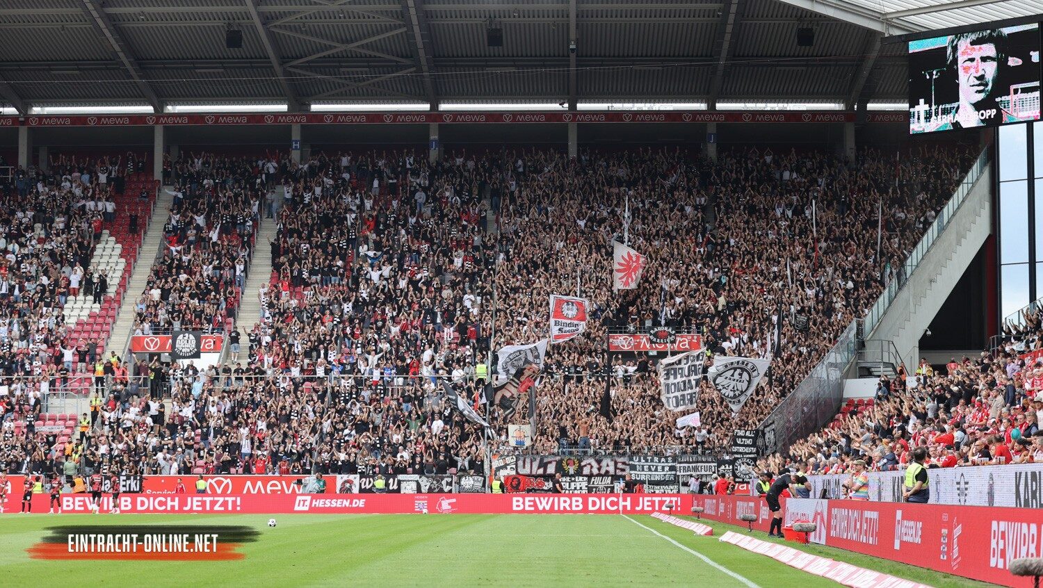 1. FSV Mainz 05 – Eintracht Frankfurt 1-1 (10)
