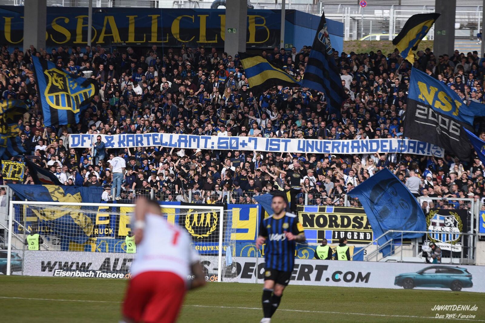1. FC Saarbrücken – Rot-Weiss Essen 3-0 (8)