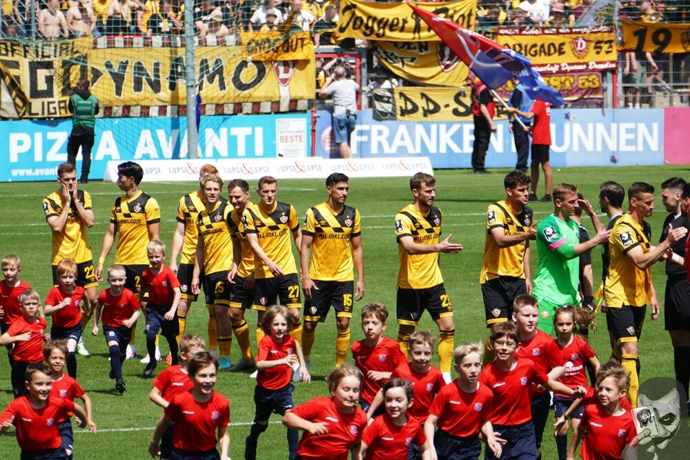 SpVgg Unterhaching – Dynamo Dresden 1-2 (10)
