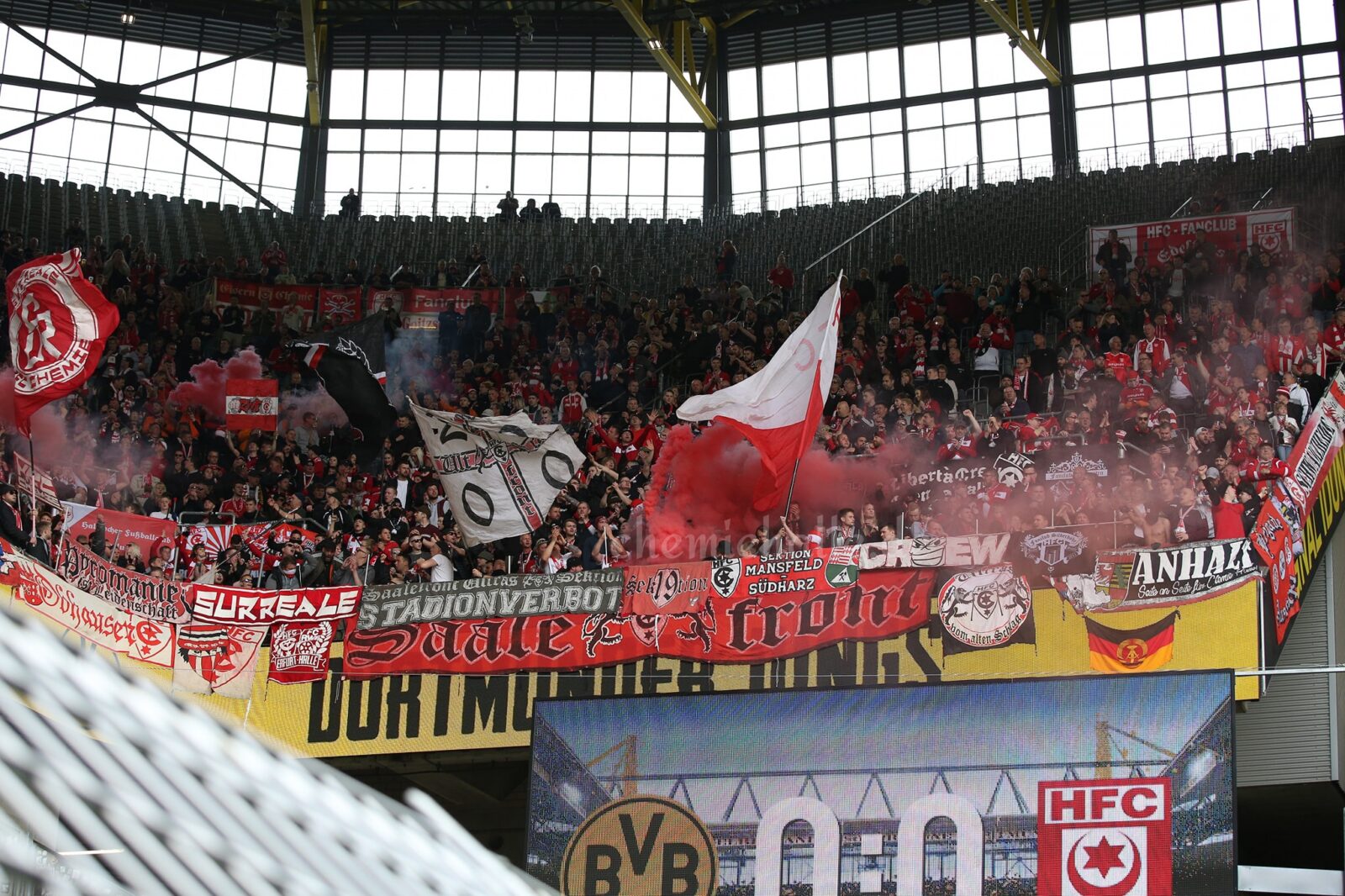 Borussia Dortmund II – Hallescher FC 0-0 (9)