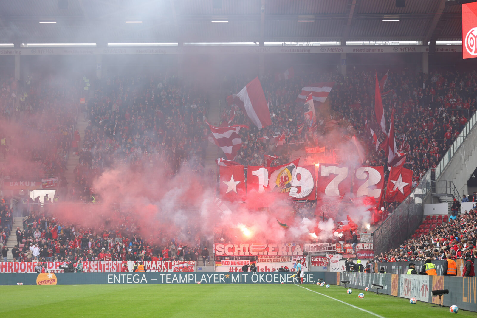 1. FSV Mainz 05 – FC Bayern München 3-1 (11)