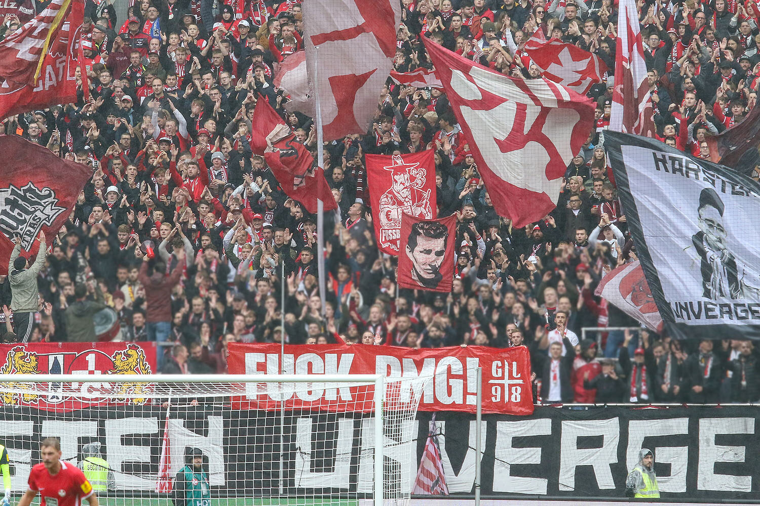 1. FC Kaiserslautern – Eintracht Braunschweig 1-1 (10)