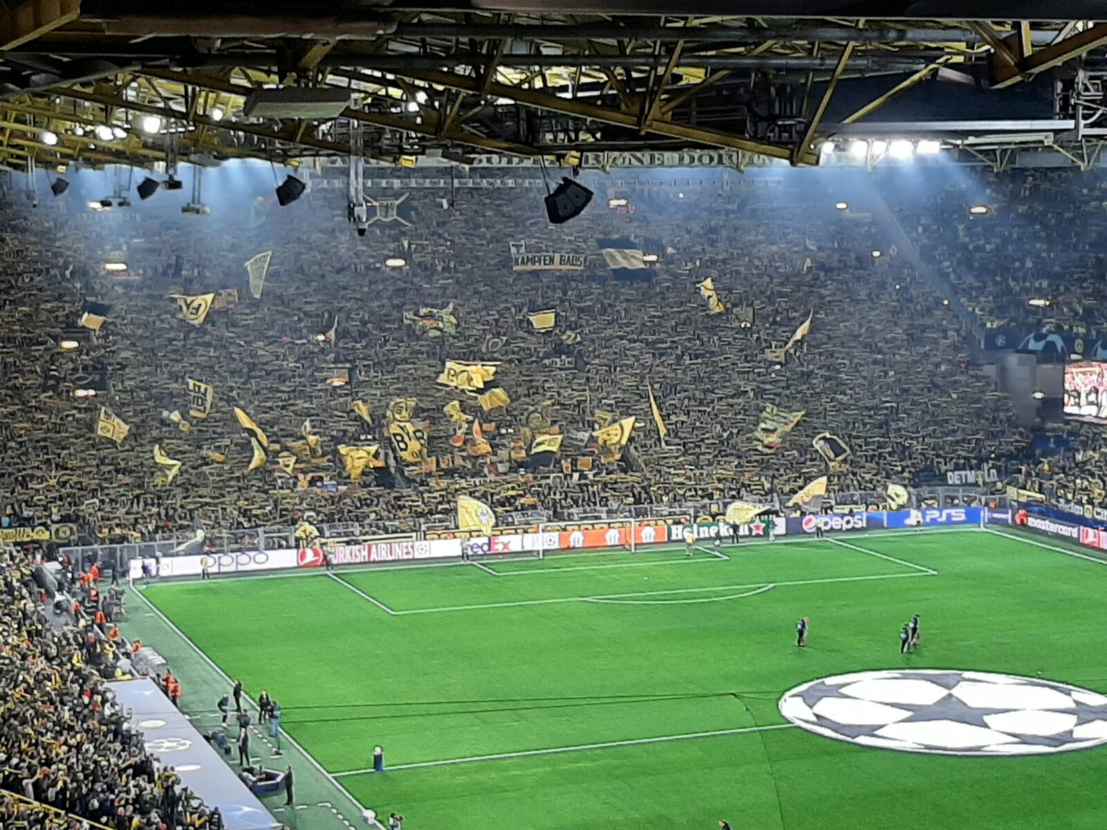 Borussia Dortmund – AC Mailand 0-0 (18)