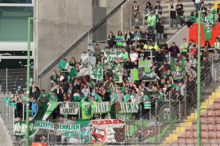 1. FC Kaiserslautern vs VfL Wolfsburg (0-0) (1)