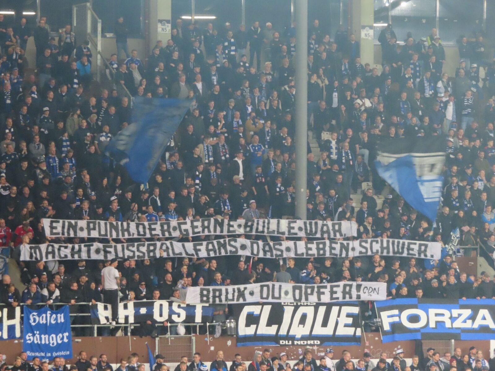 FC St. Pauli – Hamburger SV 3-0 (38)