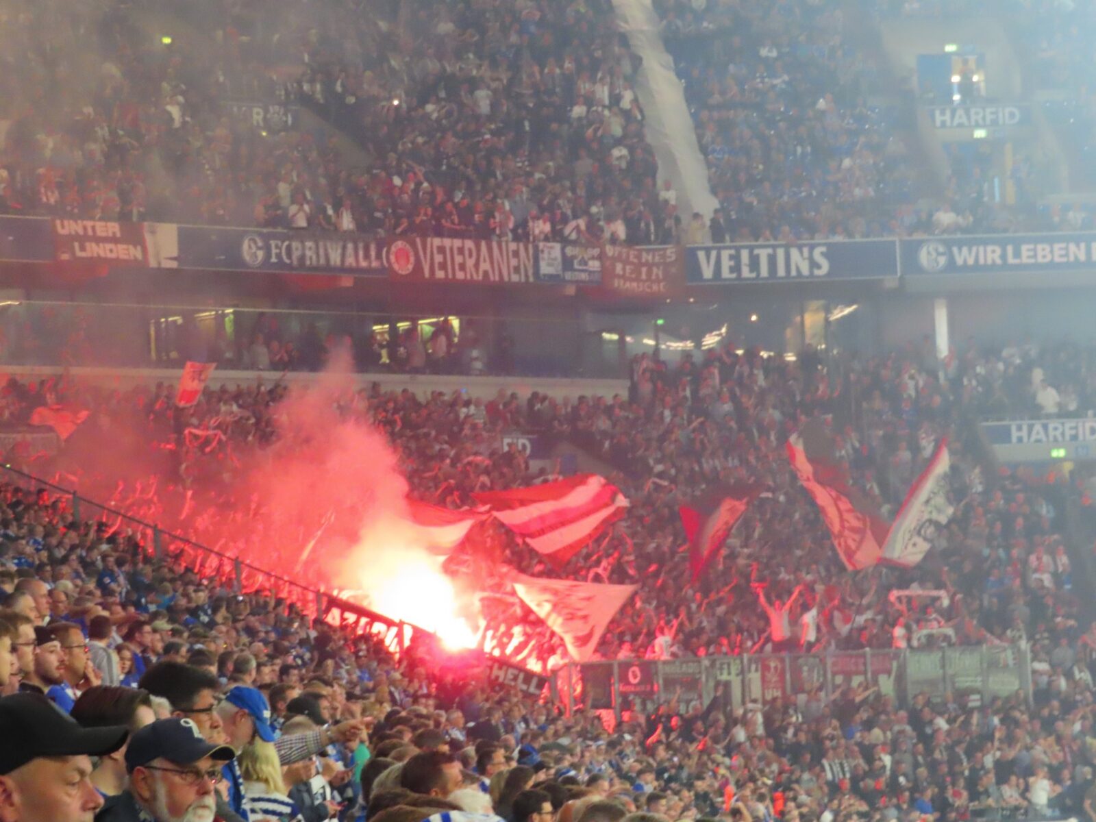 FC Schalke 04 – FC St. Pauli (3)