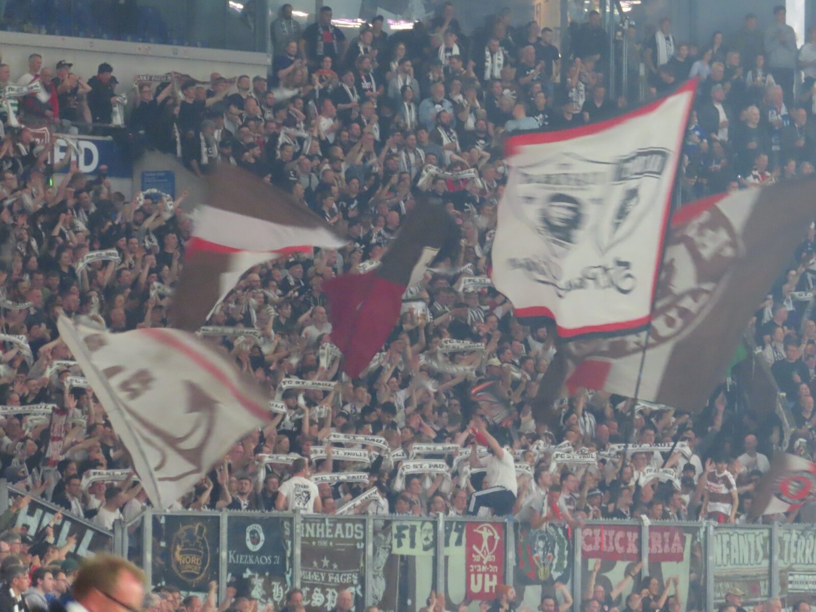 FC Schalke 04 – FC St. Pauli (4)